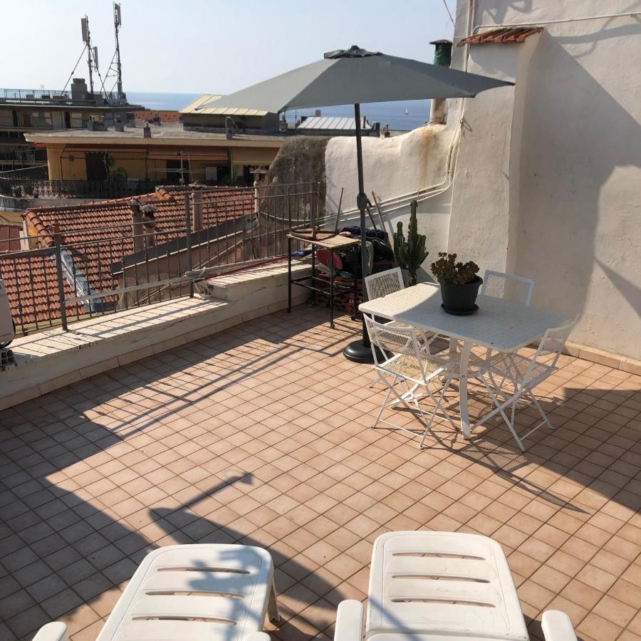 Corradi 37 Apartment Sanremo Bagian luar foto