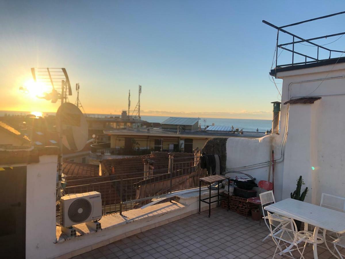 Corradi 37 Apartment Sanremo Bagian luar foto
